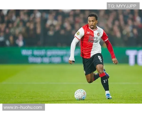 范佩西回应昆滕廷伯批评称关系难以修复我只看球员表现